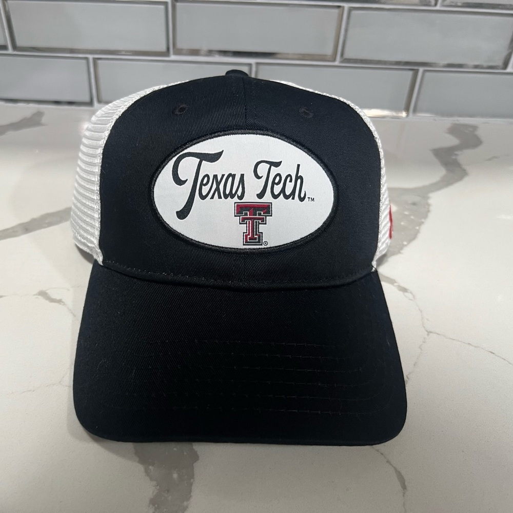 UA Texas Tech Red Raiders Hat Cap Snap Back Black Patch Logo Mesh Trucker Hat